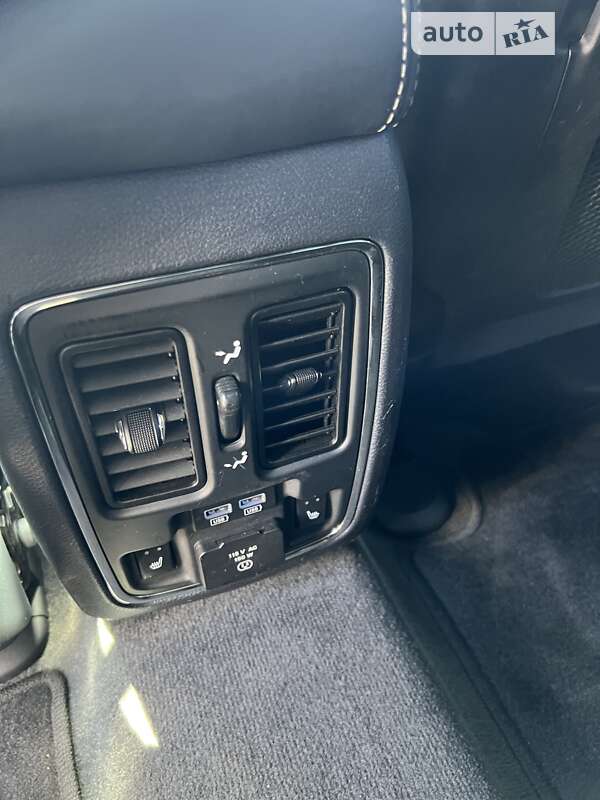 Внедорожник / Кроссовер Jeep Grand Cherokee 2013 в Виннице