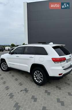 Внедорожник / Кроссовер Jeep Grand Cherokee 2015 в Хусте