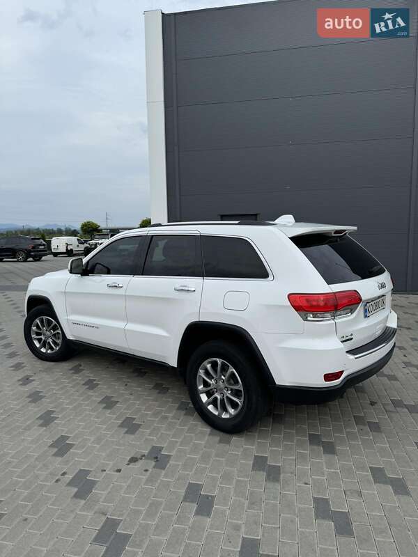 Внедорожник / Кроссовер Jeep Grand Cherokee 2015 в Хусте