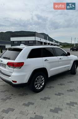 Внедорожник / Кроссовер Jeep Grand Cherokee 2015 в Хусте