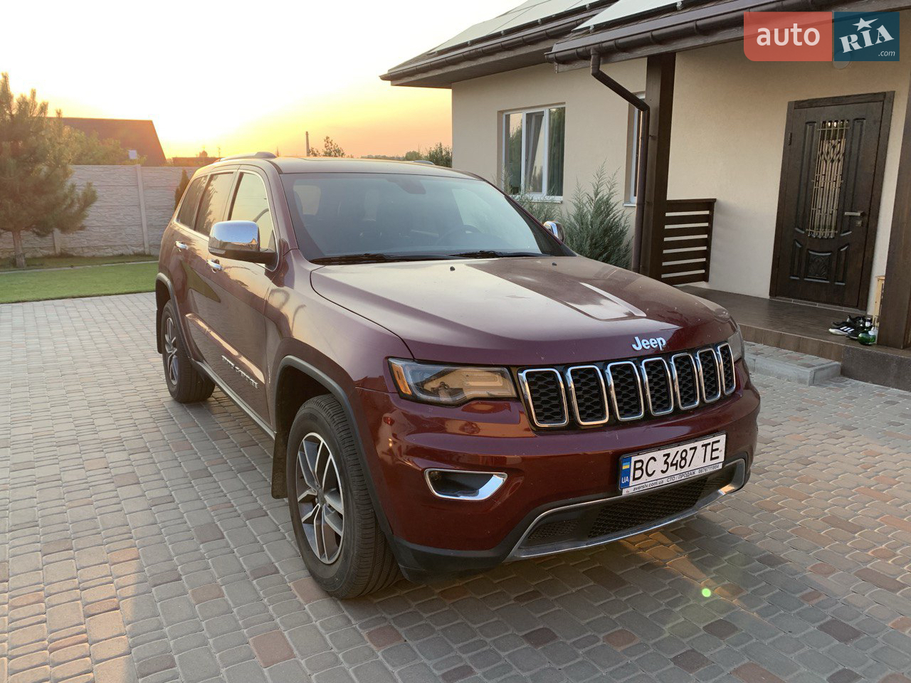 2020 Jeep Grand Cherokee - мініатюра 26