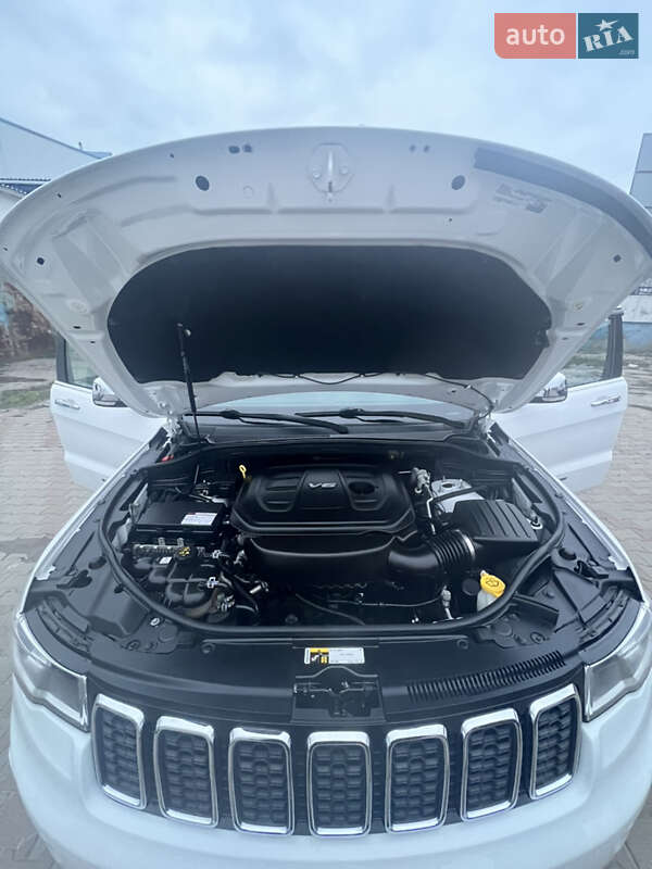 Внедорожник / Кроссовер Jeep Grand Cherokee 2017 в Одессе