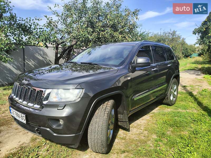 Внедорожник / Кроссовер Jeep Grand Cherokee 2011 в Городне