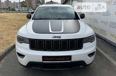 Позашляховик / Кросовер Jeep Grand Cherokee 2017 в Києві