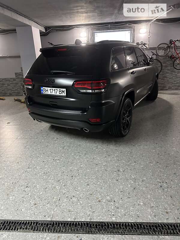 Внедорожник / Кроссовер Jeep Grand Cherokee 2021 в Одессе
