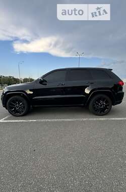 Внедорожник / Кроссовер Jeep Grand Cherokee 2018 в Киеве