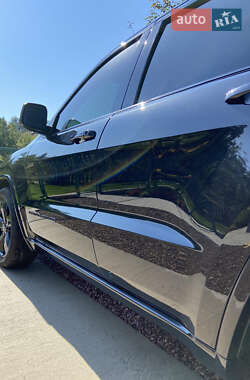 Внедорожник / Кроссовер Jeep Grand Cherokee 2014 в 