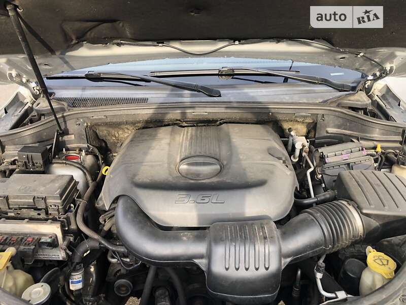 Внедорожник / Кроссовер Jeep Grand Cherokee 2010 в Кременчуге фото 9 Внедорожник / Кроссовер Jeep Grand Cherokee 2010 в Кременчуге