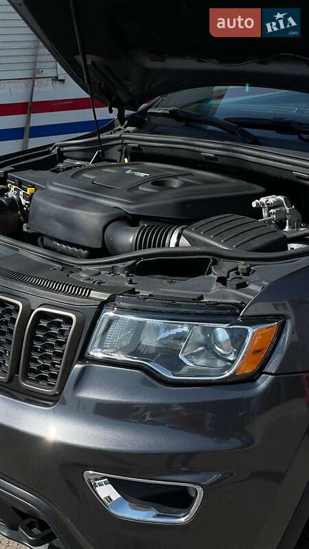 Позашляховик / Кросовер Jeep Grand Cherokee 2018 в Черкасах