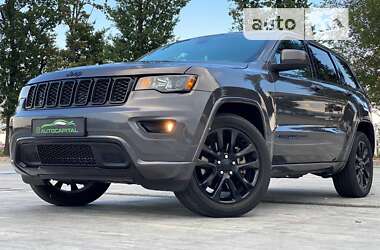 Внедорожник / Кроссовер Jeep Grand Cherokee 2021 в Киеве