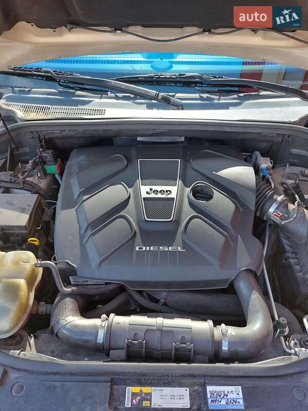 Внедорожник / Кроссовер Jeep Grand Cherokee 2014 в Гайсине