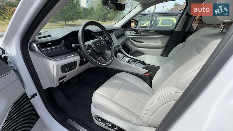 Внедорожник / Кроссовер Jeep Grand Cherokee 2021 в Киеве фото 56 Внедорожник / Кроссовер Jeep Grand Cherokee 2021 в Киеве