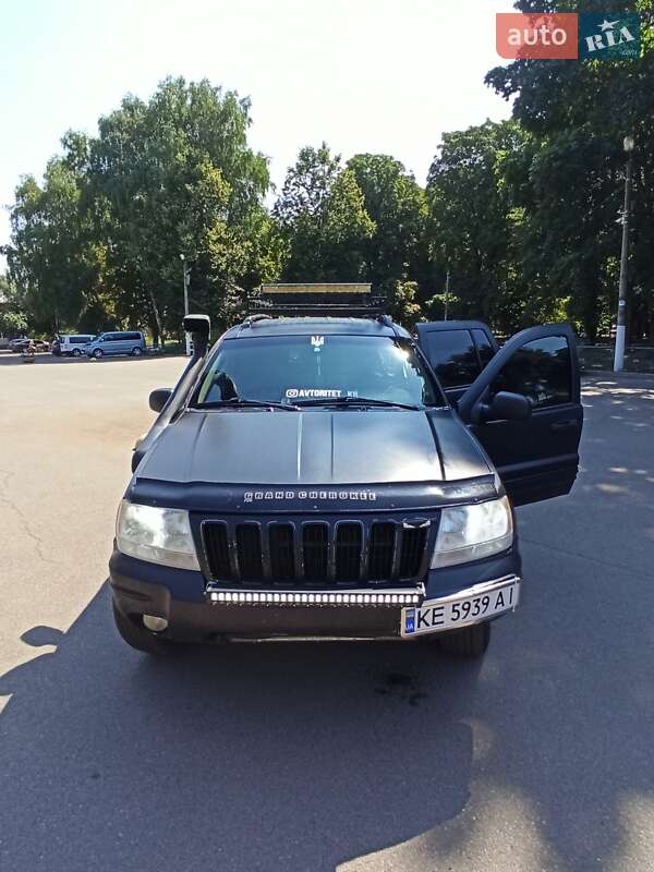 Внедорожник / Кроссовер Jeep Grand Cherokee 2001 в Кривом Роге