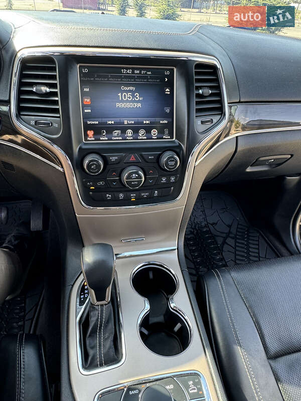 Позашляховик / Кросовер Jeep Grand Cherokee 2017 в Одесі