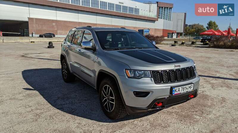 Позашляховик / Кросовер Jeep Grand Cherokee 2020 в Києві