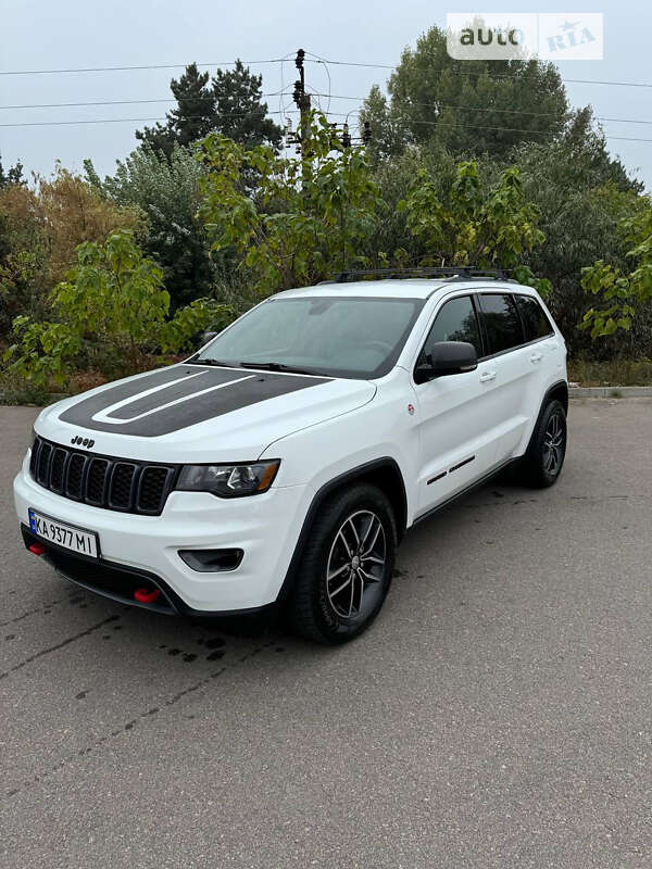 Внедорожник / Кроссовер Jeep Grand Cherokee 2018 в Киеве