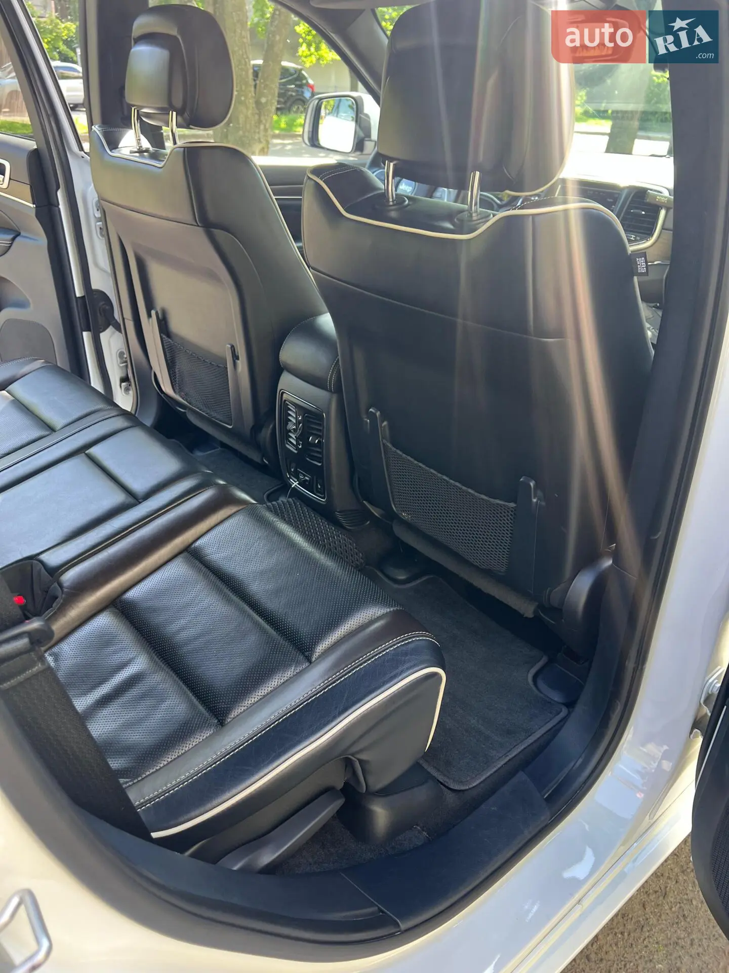 2015 Jeep Grand Cherokee - мініатюра 16
