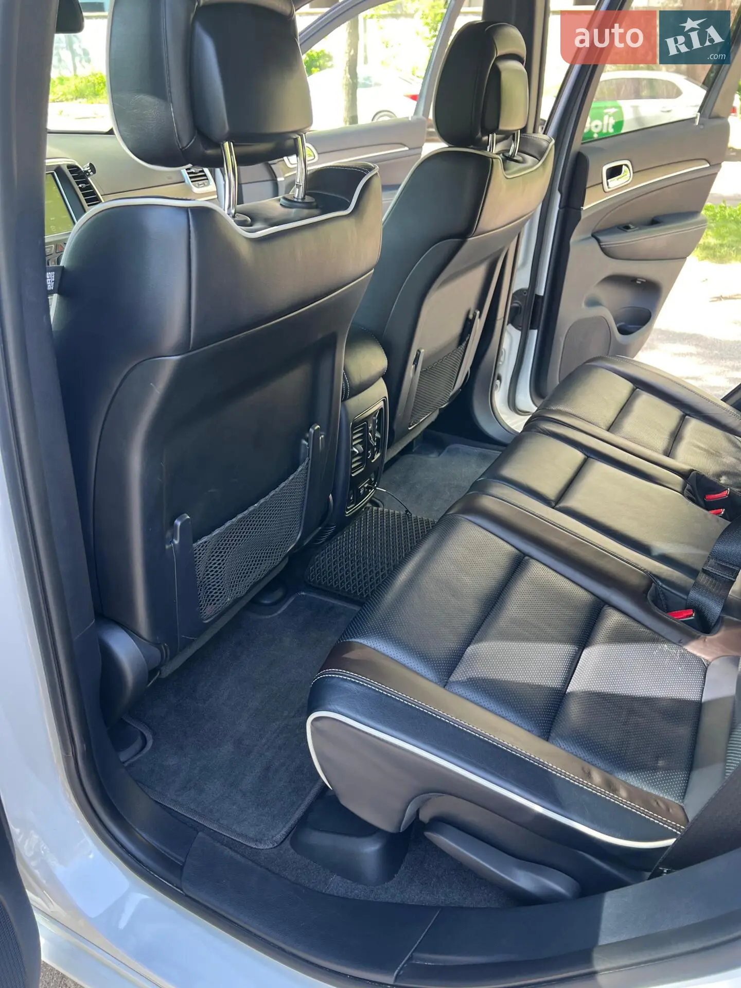 2015 Jeep Grand Cherokee - мініатюра 17
