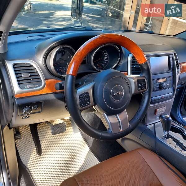 Внедорожник / Кроссовер Jeep Grand Cherokee 2012 в Харькове