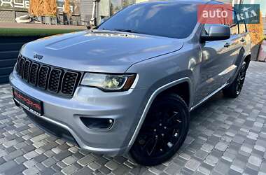 Позашляховик / Кросовер Jeep Grand Cherokee 2017 в Києві