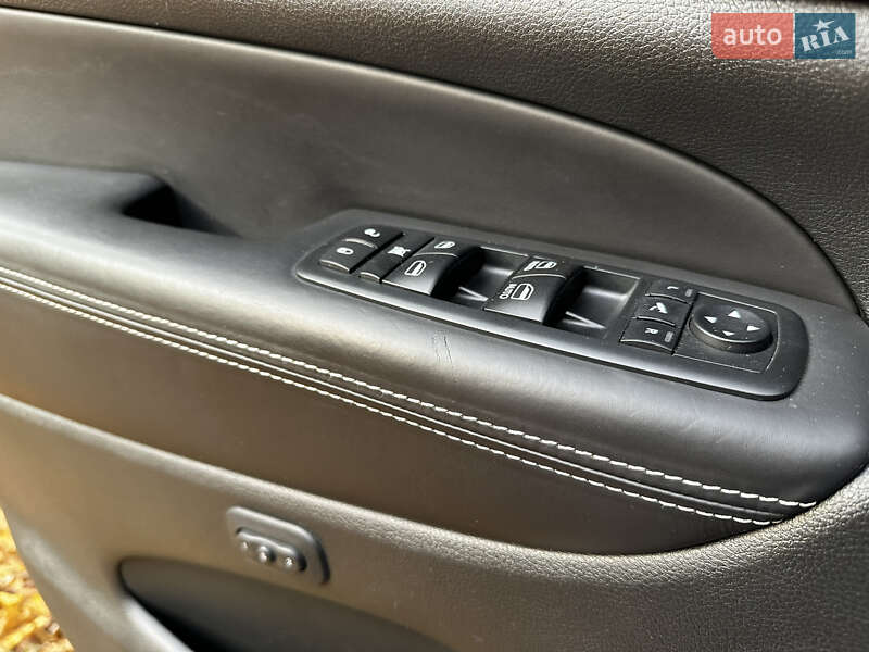 Внедорожник / Кроссовер Jeep Grand Cherokee 2017 в Ивано-Франковске фото 21 Внедорожник / Кроссовер Jeep Grand Cherokee 2017 в Ивано-Франковске