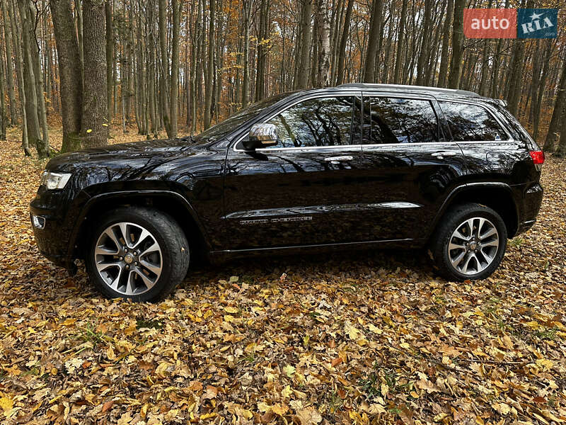 Внедорожник / Кроссовер Jeep Grand Cherokee 2017 в Ивано-Франковске фото 30 Внедорожник / Кроссовер Jeep Grand Cherokee 2017 в Ивано-Франковске