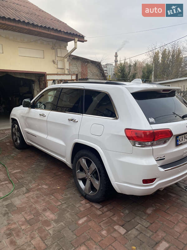 Внедорожник / Кроссовер Jeep Grand Cherokee 2014 в Чернигове