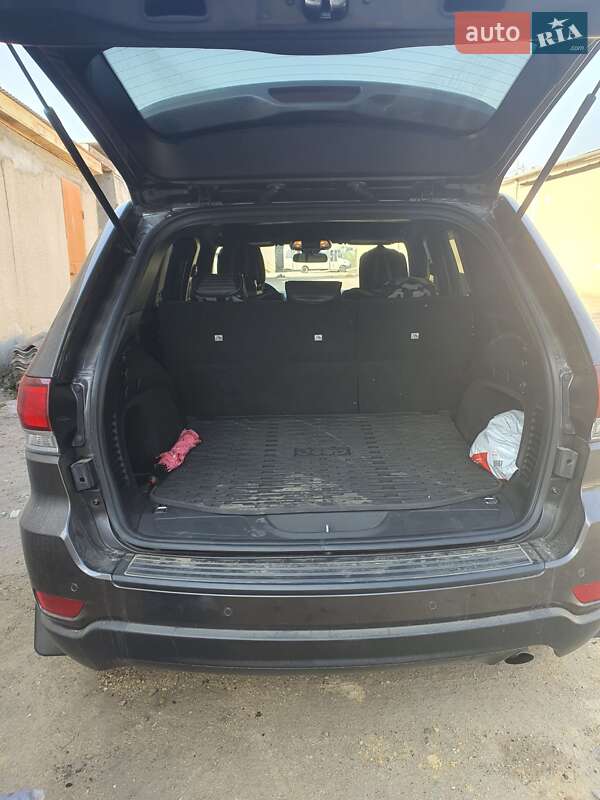 Внедорожник / Кроссовер Jeep Grand Cherokee 2020 в Одессе