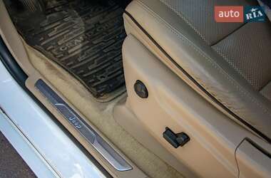 Внедорожник / Кроссовер Jeep Grand Cherokee 2014 в Киеве