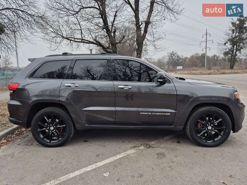 Внедорожник / Кроссовер Jeep Grand Cherokee 2016 в Полтаве