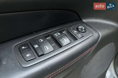 Внедорожник / Кроссовер Jeep Grand Cherokee 2020 в 