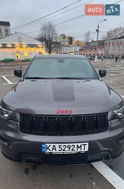 Внедорожник / Кроссовер Jeep Grand Cherokee 2021 в Киеве