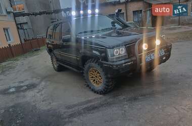 Внедорожник / Кроссовер Jeep Grand Cherokee 1995 в Житомире