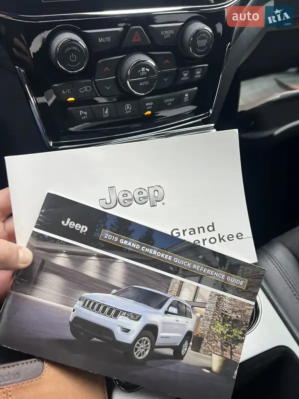 Позашляховик / Кросовер Jeep Grand Cherokee 2019 в Києві документ
