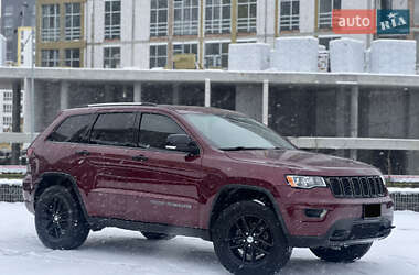 Позашляховик / Кросовер Jeep Grand Cherokee 2017 в Львові