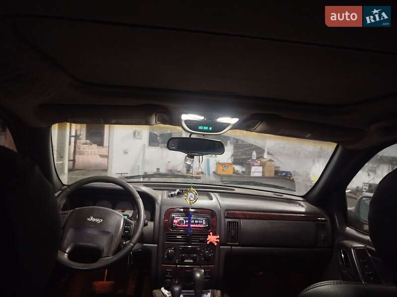 Позашляховик / Кросовер Jeep Grand Cherokee 2001 в Тячеві