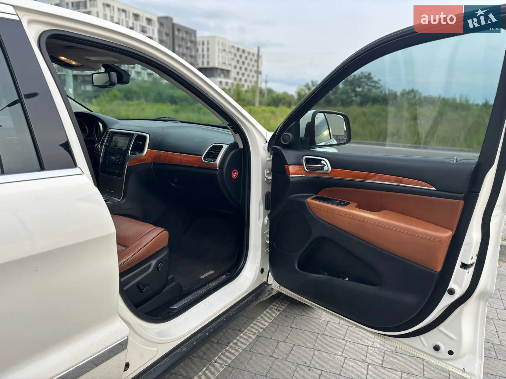 2012 Jeep Grand Cherokee - мініатюра 14