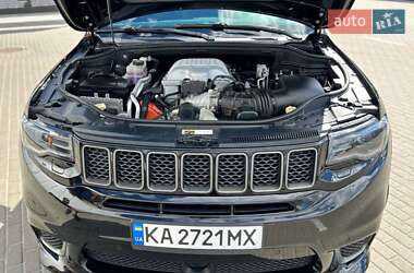 Позашляховик / Кросовер Jeep Grand Cherokee 2020 в 