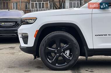 Позашляховик / Кросовер Jeep Grand Cherokee 2022 в Києві