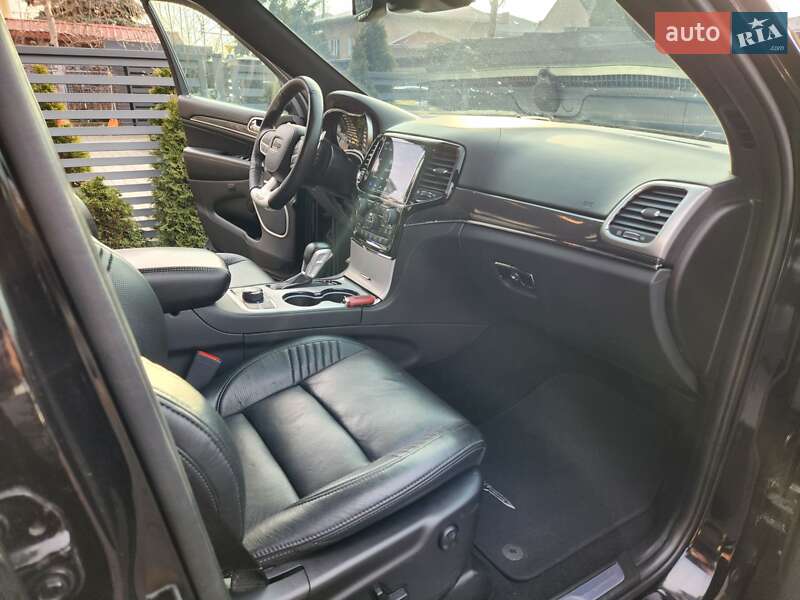 Позашляховик / Кросовер Jeep Grand Cherokee 2020 в Києві