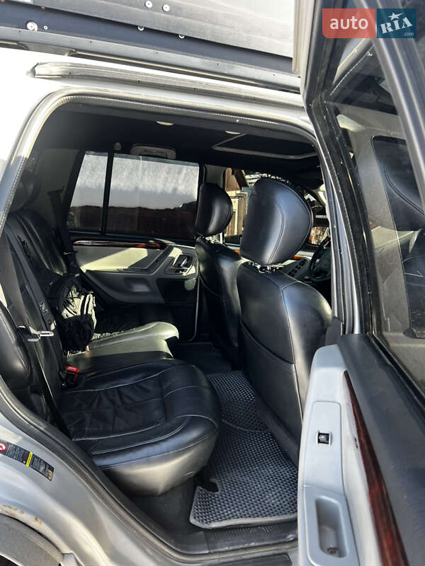 Внедорожник / Кроссовер Jeep Grand Cherokee 2003 в Полянице