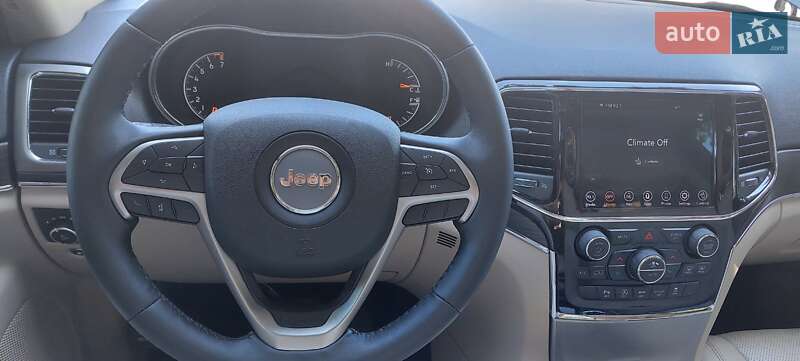 Внедорожник / Кроссовер Jeep Grand Cherokee 2020 в Черкассах