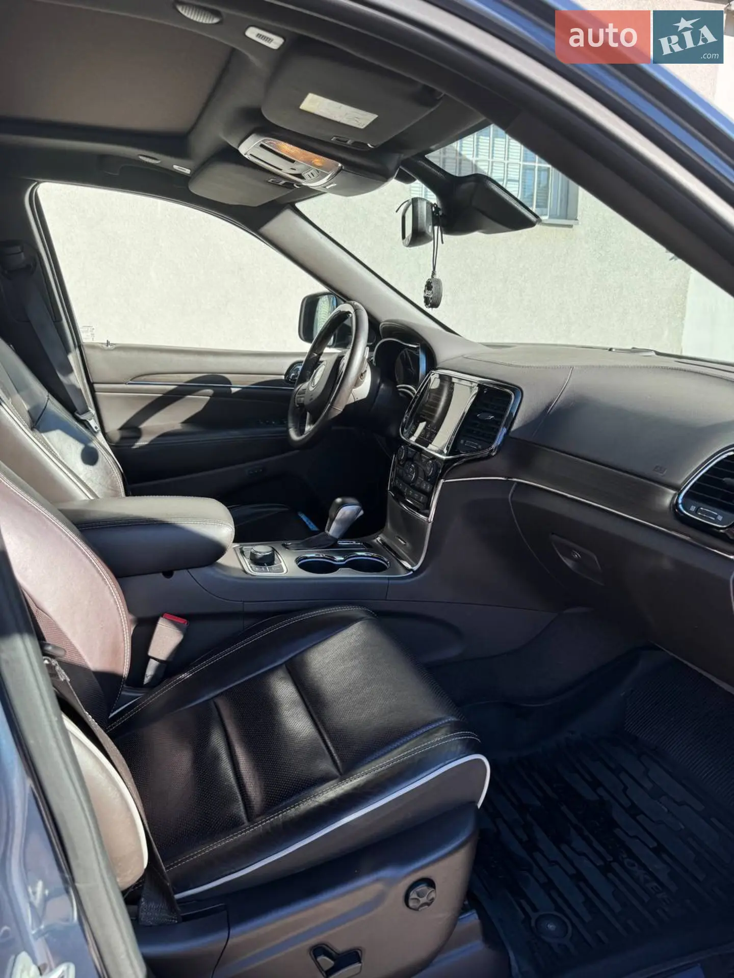 2019 Jeep Grand Cherokee - мініатюра 13