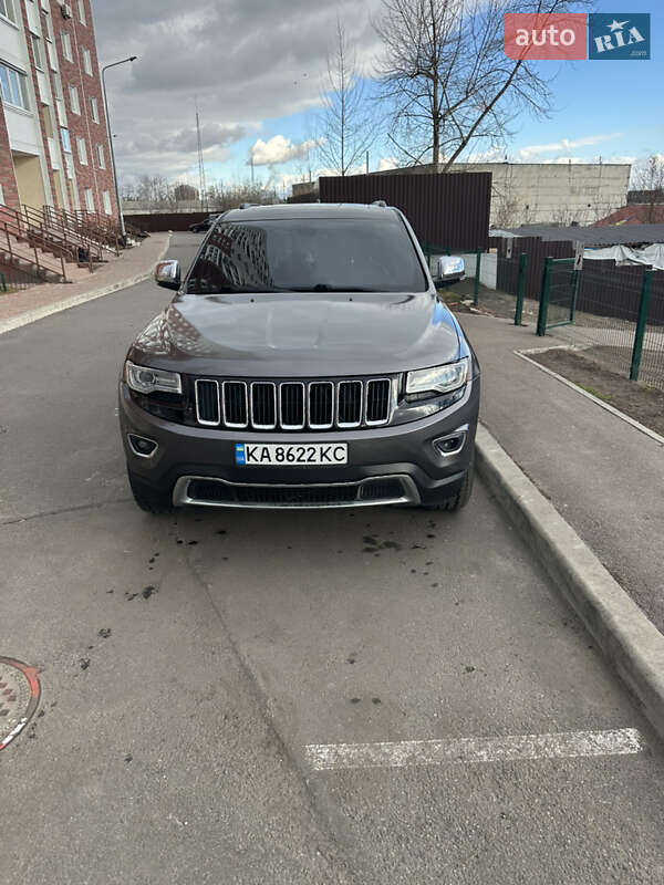 Позашляховик / Кросовер Jeep Grand Cherokee 2015 в Києві