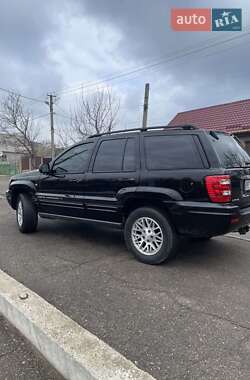 Внедорожник / Кроссовер Jeep Grand Cherokee 2002 в Доманевке