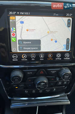 Внедорожник / Кроссовер Jeep Grand Cherokee 2021 в 