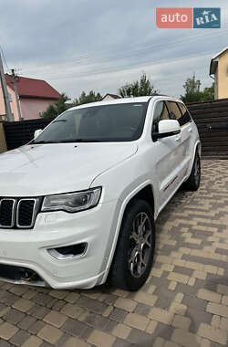 Внедорожник / Кроссовер Jeep Grand Cherokee 2019 в Киеве