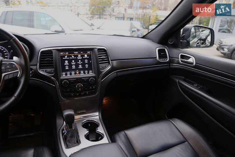 Внедорожник / Кроссовер Jeep Grand Cherokee 2018 в Киеве фото 2 Внедорожник / Кроссовер Jeep Grand Cherokee 2018 в Киеве