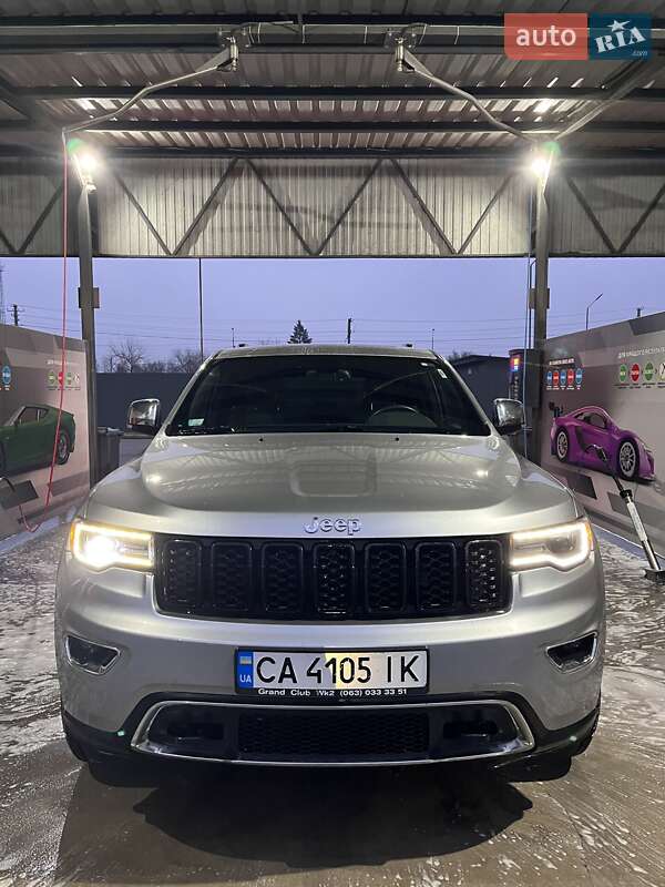 Внедорожник / Кроссовер Jeep Grand Cherokee 2016 в Черкассах