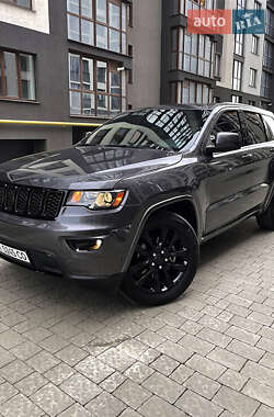 Внедорожник / Кроссовер Jeep Grand Cherokee 2017 в Луцке